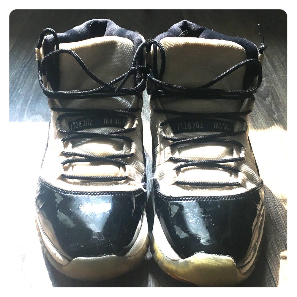 Jordan 11’s (9.5) Concords